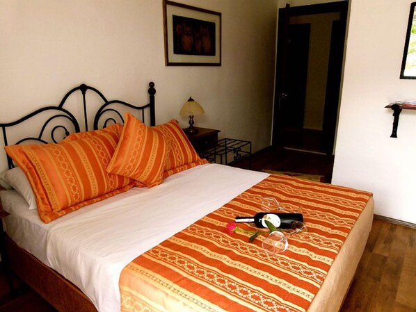 Standard Double Room | Free WiFi - Ege Otel Bozcaada (Bozcaada)