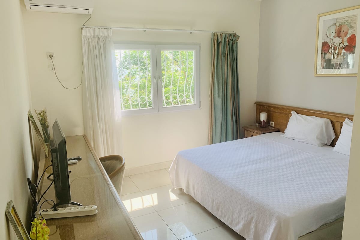 Deluxe Double Room | Premium bedding, pillowtop beds, individually decorated