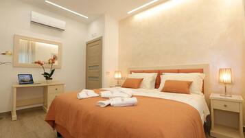 Doppia Comfort | Una scrivania, Wi-Fi gratuito, lenzuola