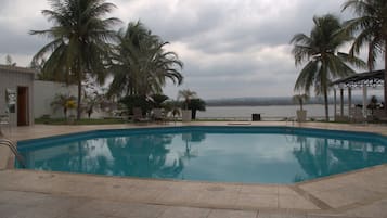 TV de tela plana 32 polegadas com canais a cabo, TV