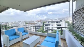 Apartemen Deluks, 3 kamar tidur | Balkon