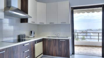 Apartemen Deluks, 3 kamar tidur | Dapur pribadi | Lemari es, oven, kompor, dan mesin pembuat kopi/teh