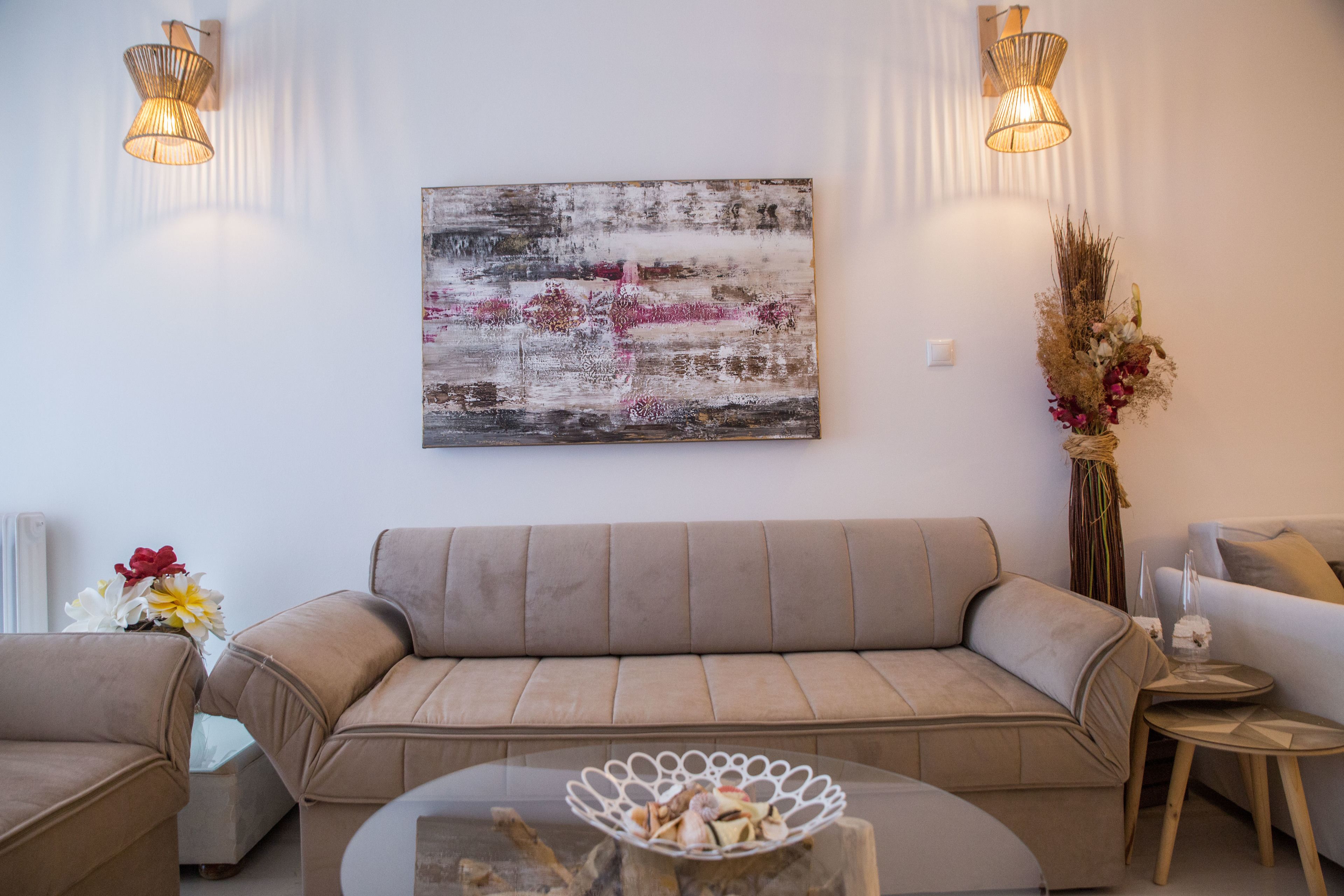 City-Apartment, 3 Schlafzimmer | Wohnbereich | Flachbildfernseher