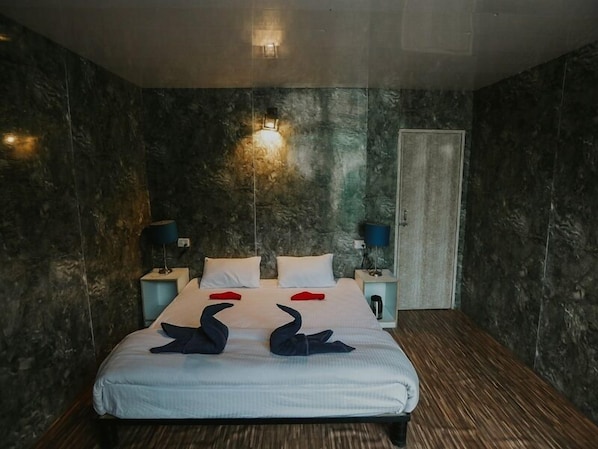 Rollaway beds