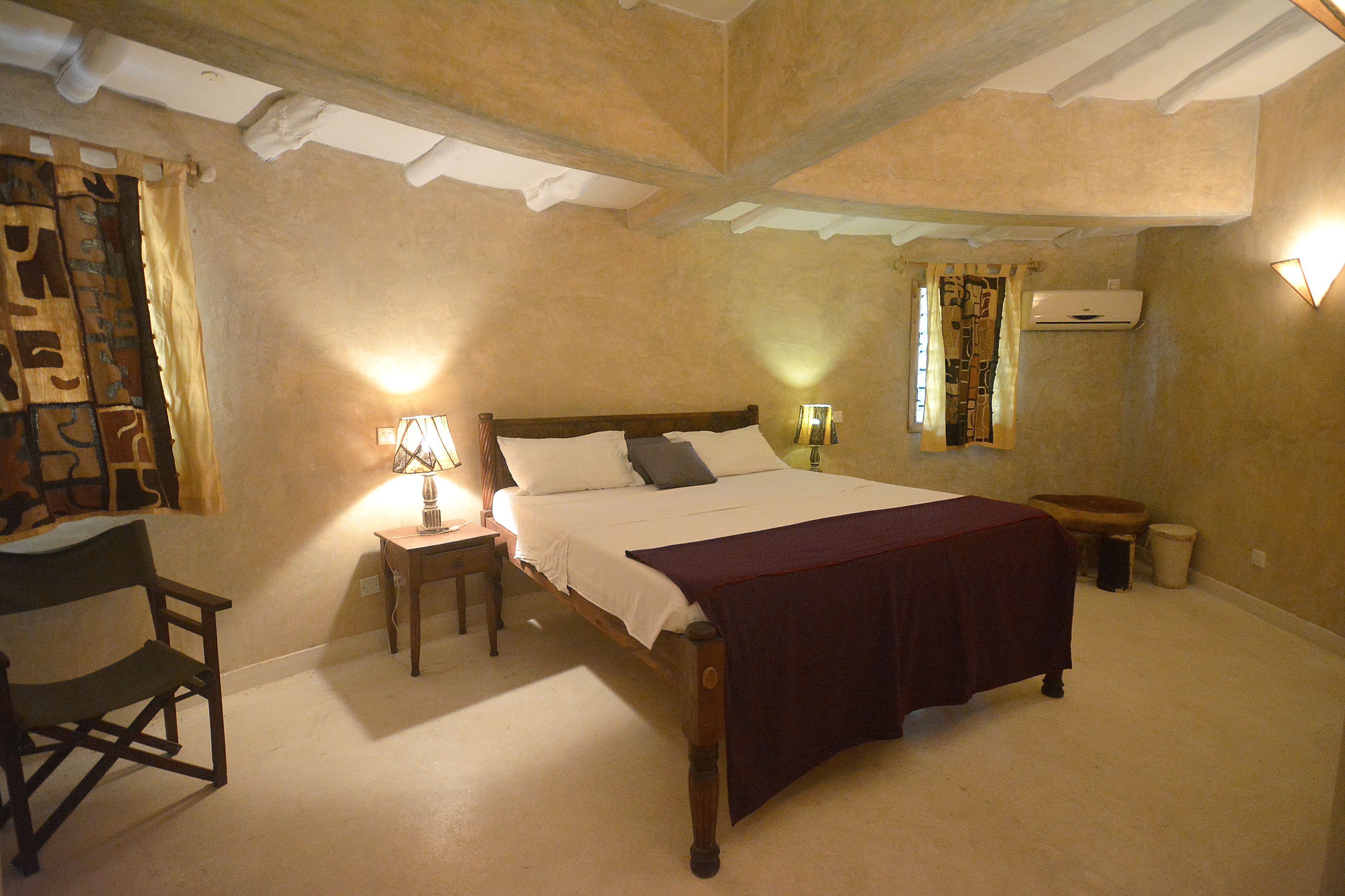 Minibar, individually furnished, desk, soundproofing