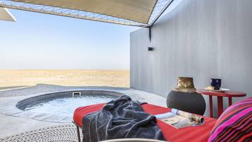 Private pool