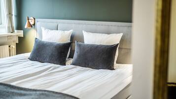 Standard Double or Twin Room (Double use or single use) | Blackout drapes, free WiFi, bed sheets