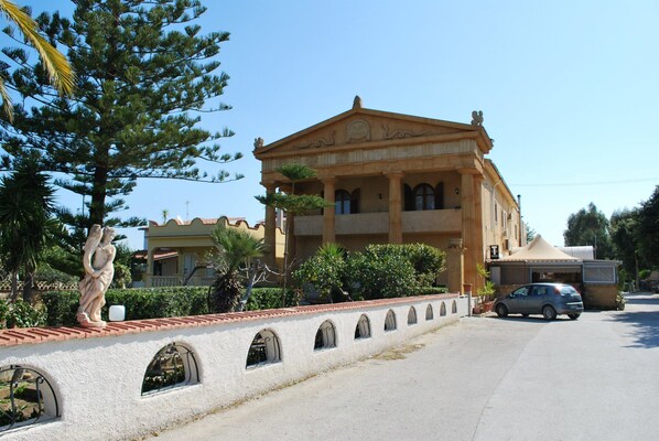 Ilmainen pysäköintipaikka