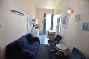 Apartment, 1 Bedroom, Private Bathroom (One)