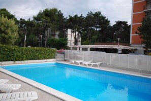 Udendørs pool