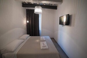 Escritorio, camas plegables/adicionales y wifi gratis 