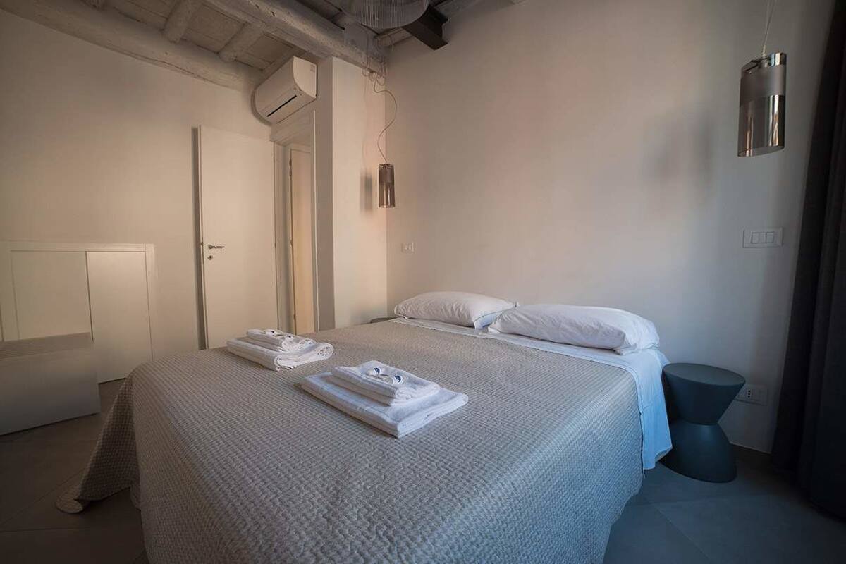 Double Room | Desk, rollaway beds (surcharge), WiFi (free)