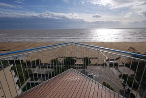 Apartment, 3 Bedrooms (D-6) | Balcony - Residence Bianco e Nero (Lignano Sabbiadoro)