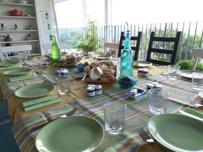 Petit déjeuner buffet compris tous les jours