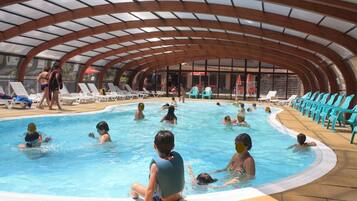 Indoor pool, seasonal outdoor pool, sun loungers