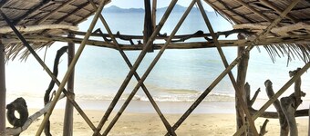 Eda Beach Camp Site El nido