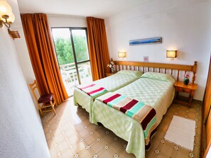 1 bedroom, in-room safe, blackout drapes, free WiFi - Bonaire Paguera (Calvia)