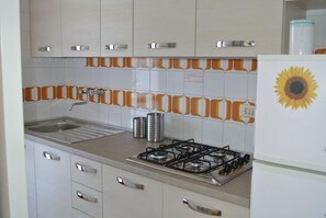 Microonde, pentole/stoviglie/utensili