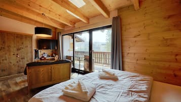 Deluxe Double Room, Sauna, Mountain View