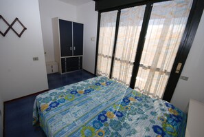 Barnsängar och sängkläder