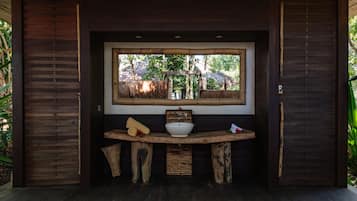 Suite panorámica | Lavabo en el baño