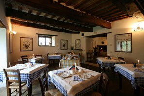 Restaurant - Bio Agriturismo La Cerqua (Pietralunga)