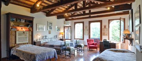 Quadruple Room, Ensuite (In Torretta) | Desk, free WiFi