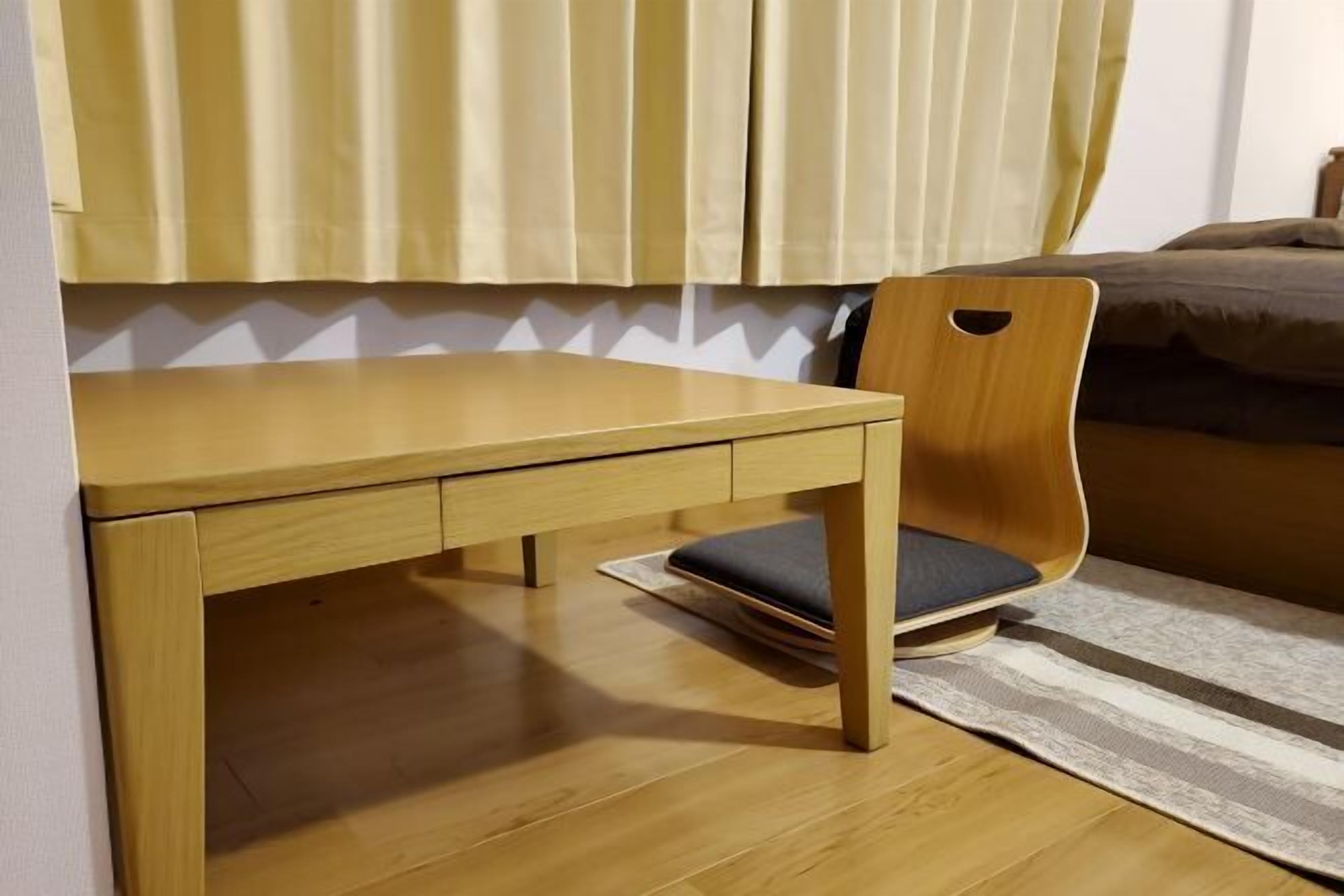 Individually decorated, individually furnished, desk, soundproofing