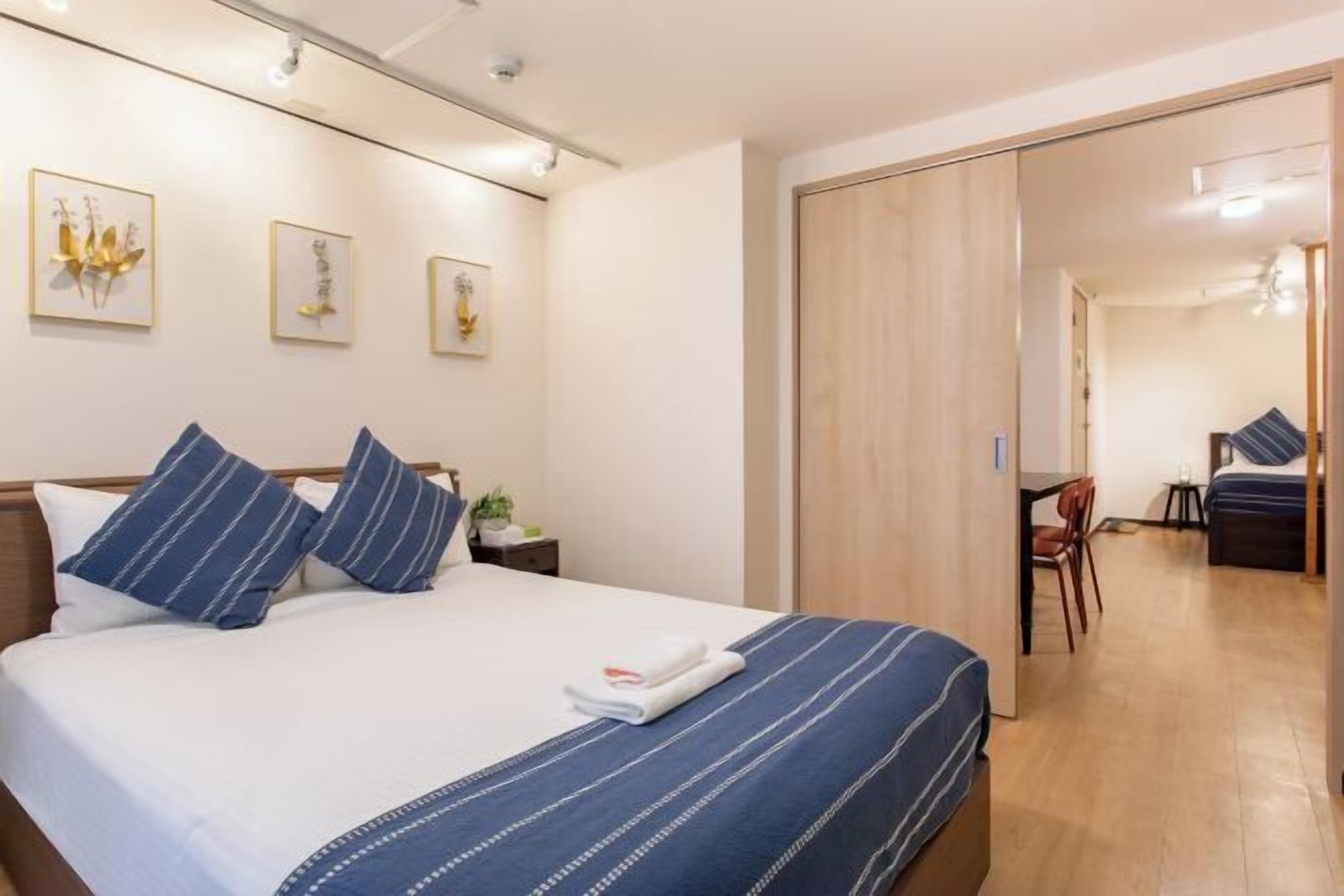 Individually decorated, individually furnished, desk, soundproofing