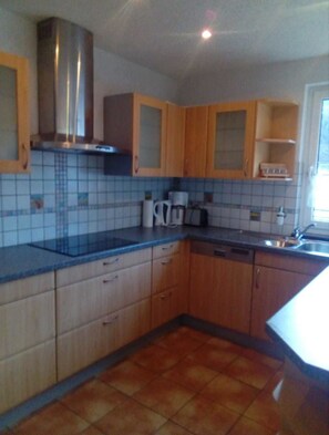 Căn hộ | Bếp riêng | Tủ lạnh, lò nướng, bếp nấu, dụng cụ pha cà phê/trà