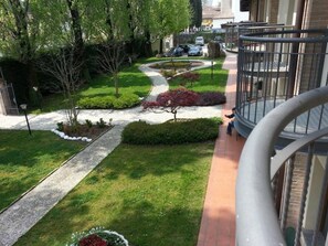 Chambre Quadruple, vue jardin | Vue sur le jardin