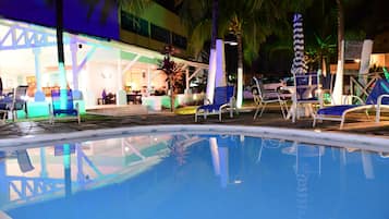 Alberca al aire libre