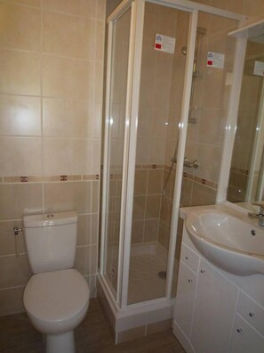 Douche, papier toilette