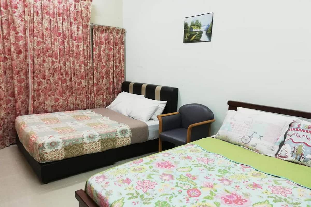 Suite familiare (Pulau Ketam) | Una scrivania, ferro/asse da stiro