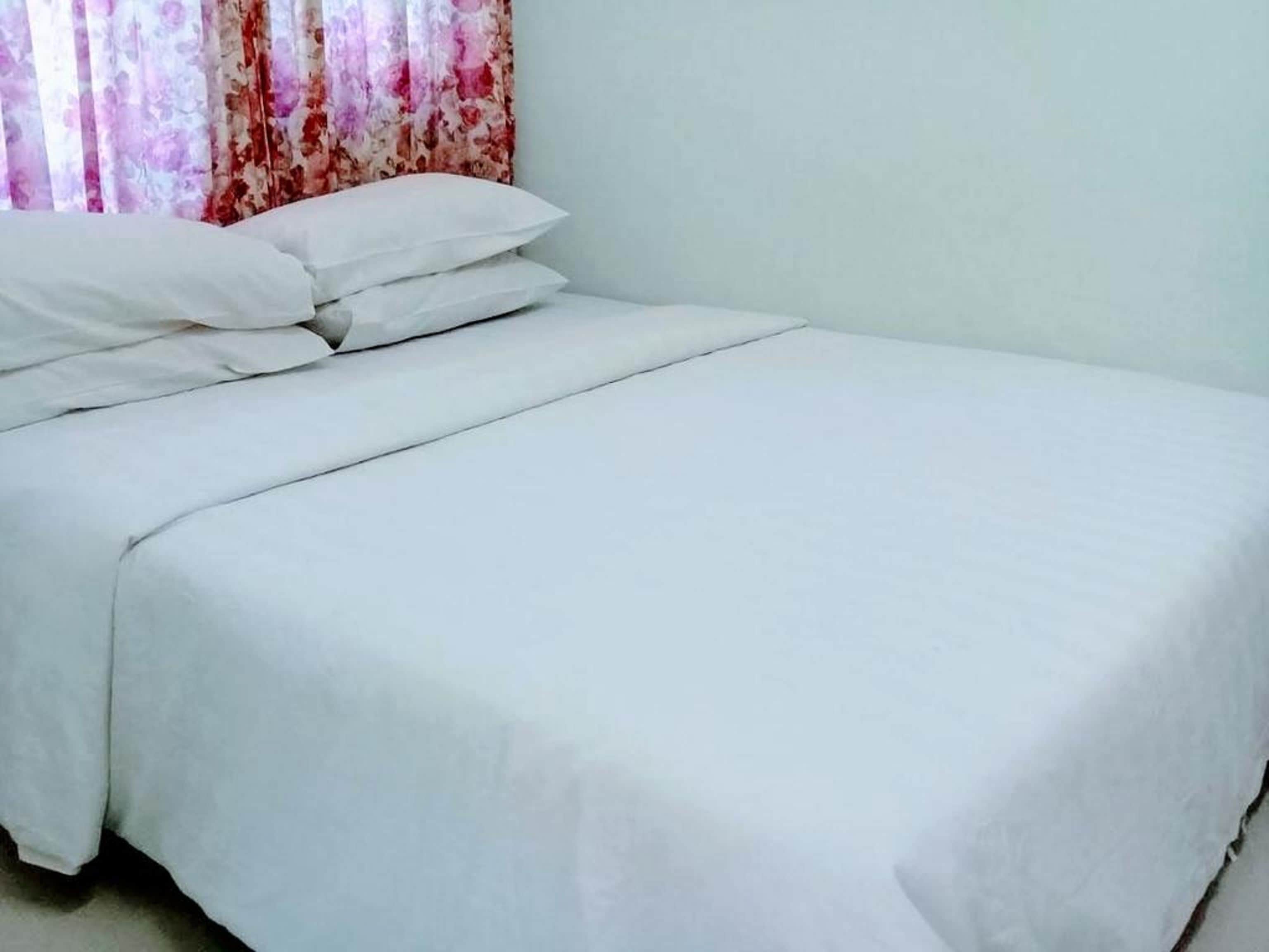 executive room - pulau tioman | desk, iron/ironing board
