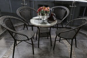 Terrace/patio - Sky Tbilisi Hotel (Tbilisi)