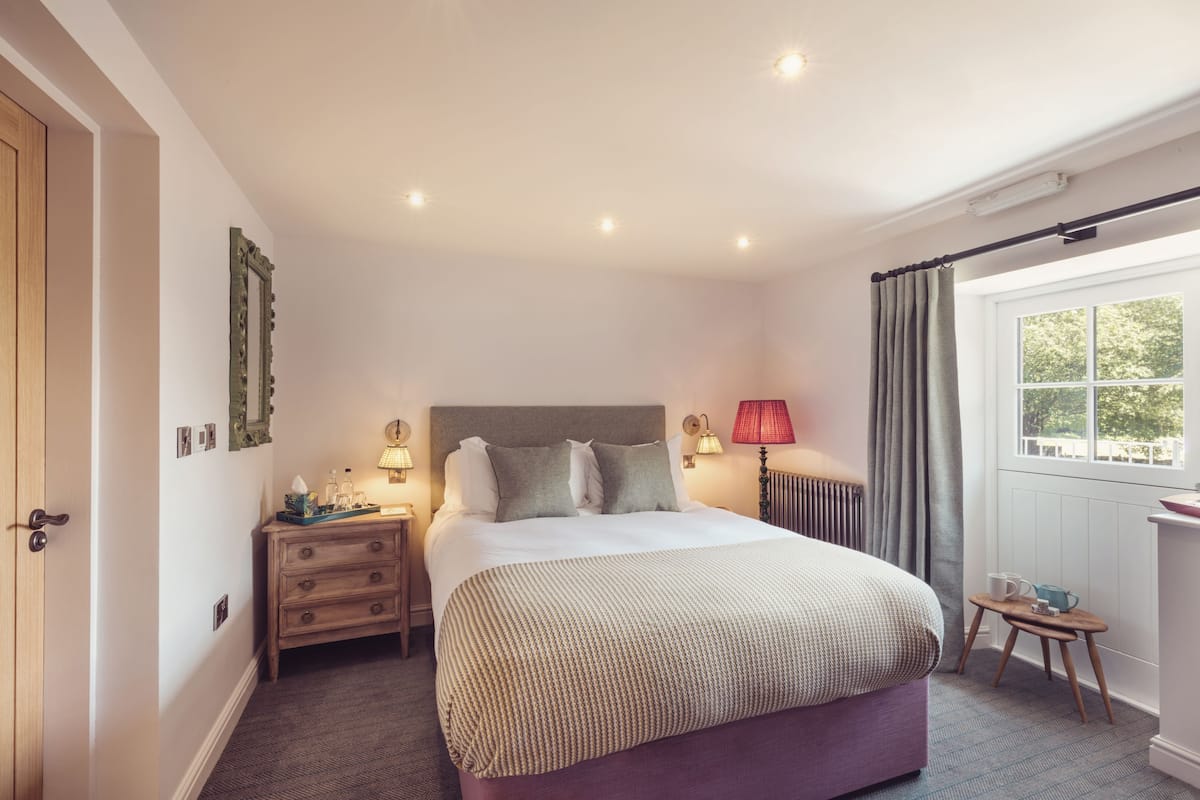 Habitación estándar | 1 habitación, decoración personalizada y muebles diferentes