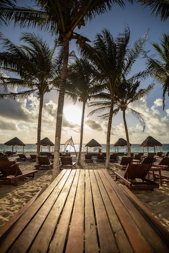 Hotel & Beach Club Ojo de Agua