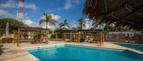 2 outdoor pools, sun loungers
