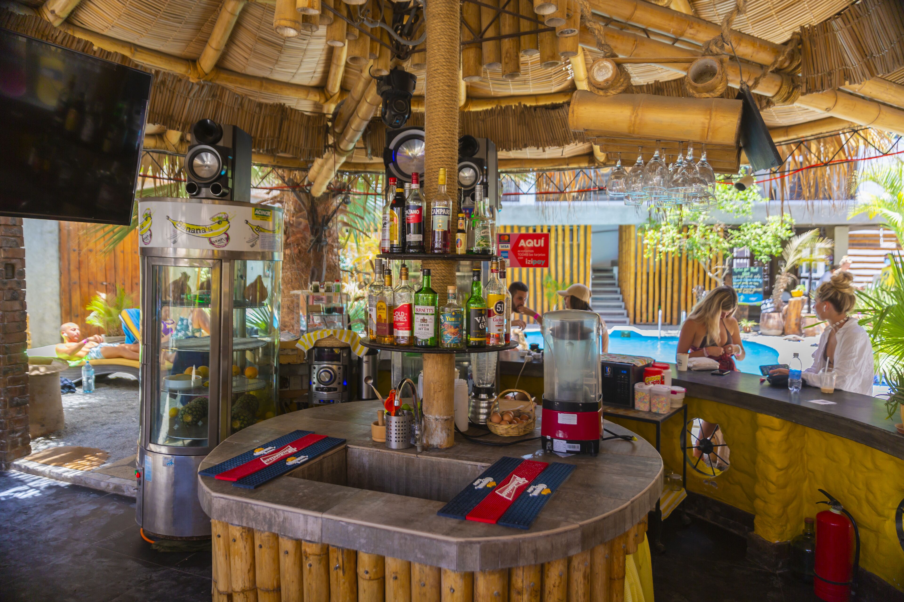 Snack bar