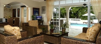 7 bedroom villa cofresi