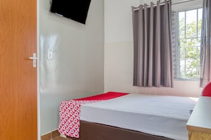 Quarto casal standard, 1 cama de casal | 1 quarto, escrivaninha, Wi-Fi de cortesia, roupa de cama