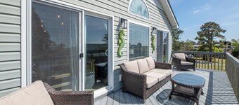 Sound Waves - Colington Harbor, Canalfront w/Access, Pets OK, Community Pool, YR Flex Stays
