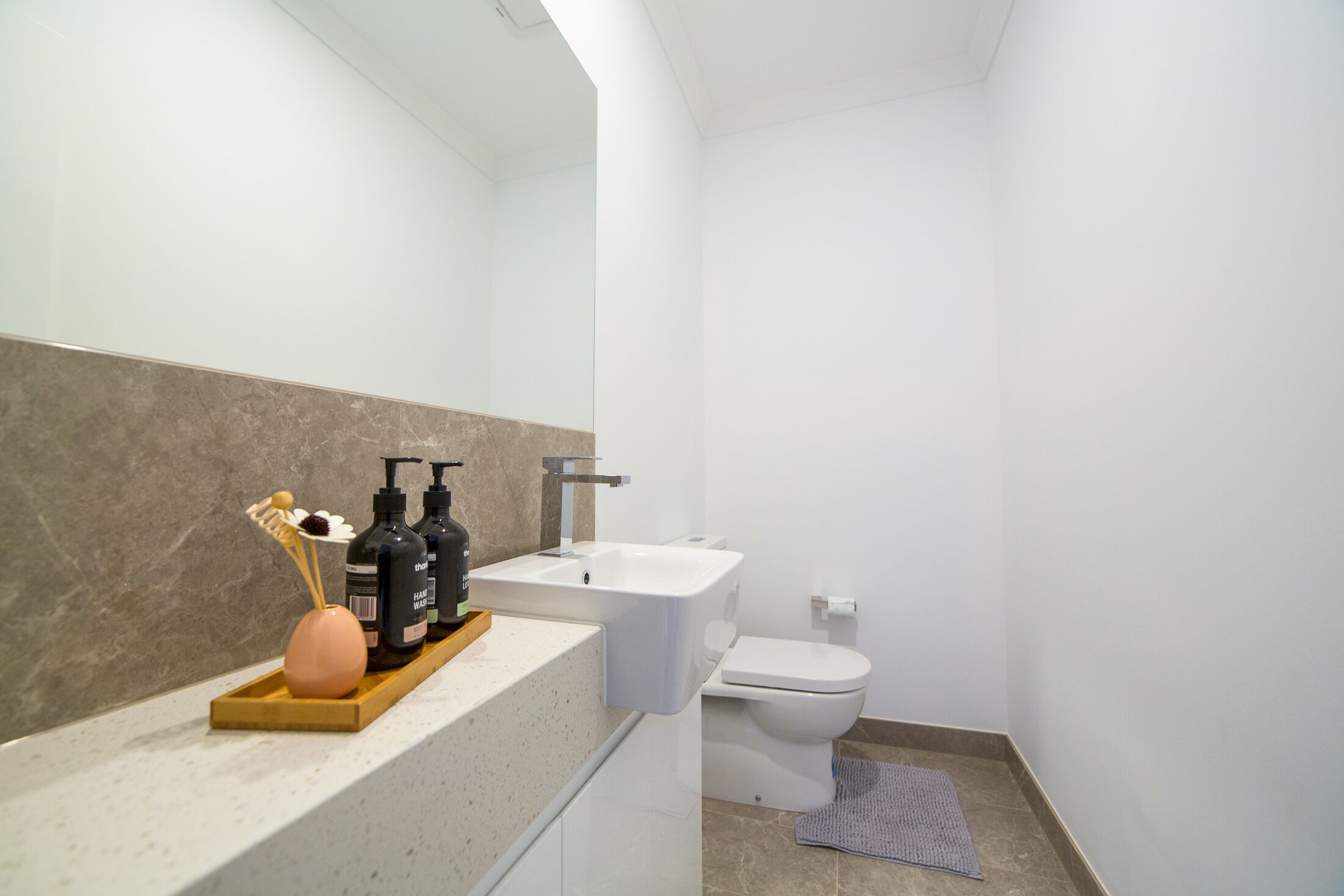 5 Bedroom | 3 Bathroom Holiday Home near Glen Waverley with WIFI and NETFLIX — image 12