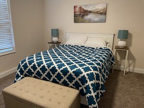 3 bedrooms, iron/ironing board, WiFi, bed sheets