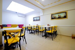 Breakfast area - Grand FM Hotel (Istanbul)