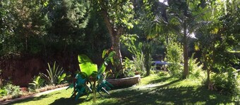 David Crater Homestay