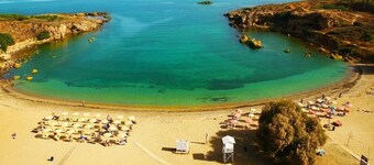 Rena's Hospitality walk to the beach,10min to Chania!