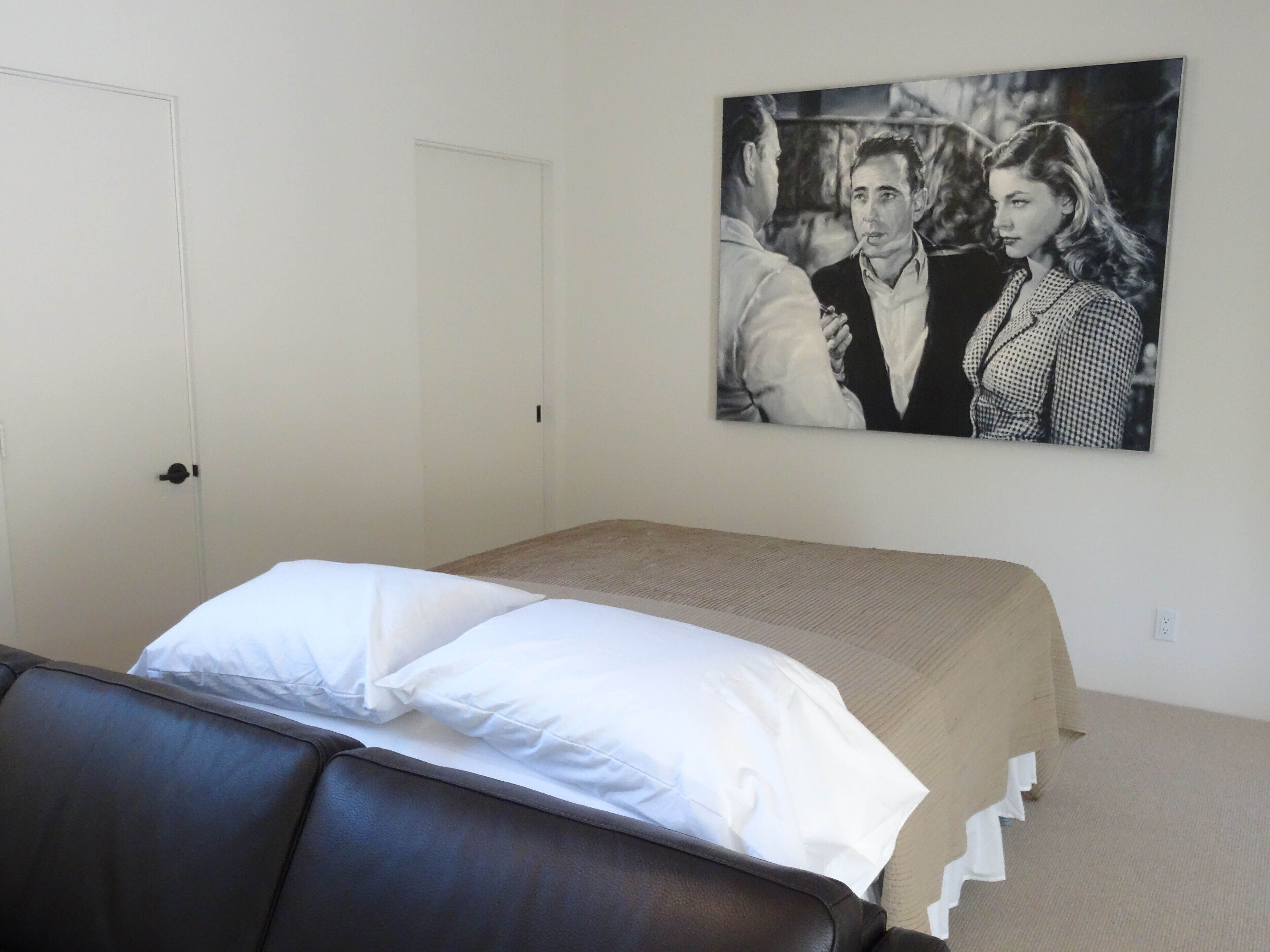 queen bed - sleeping area