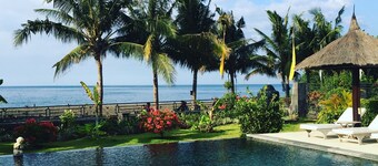 Villa Tropicale 4BR en Bord de Mer